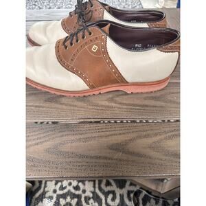 FootJoy Classics Spikeless Golf Shoe-Style 55467 Size 9